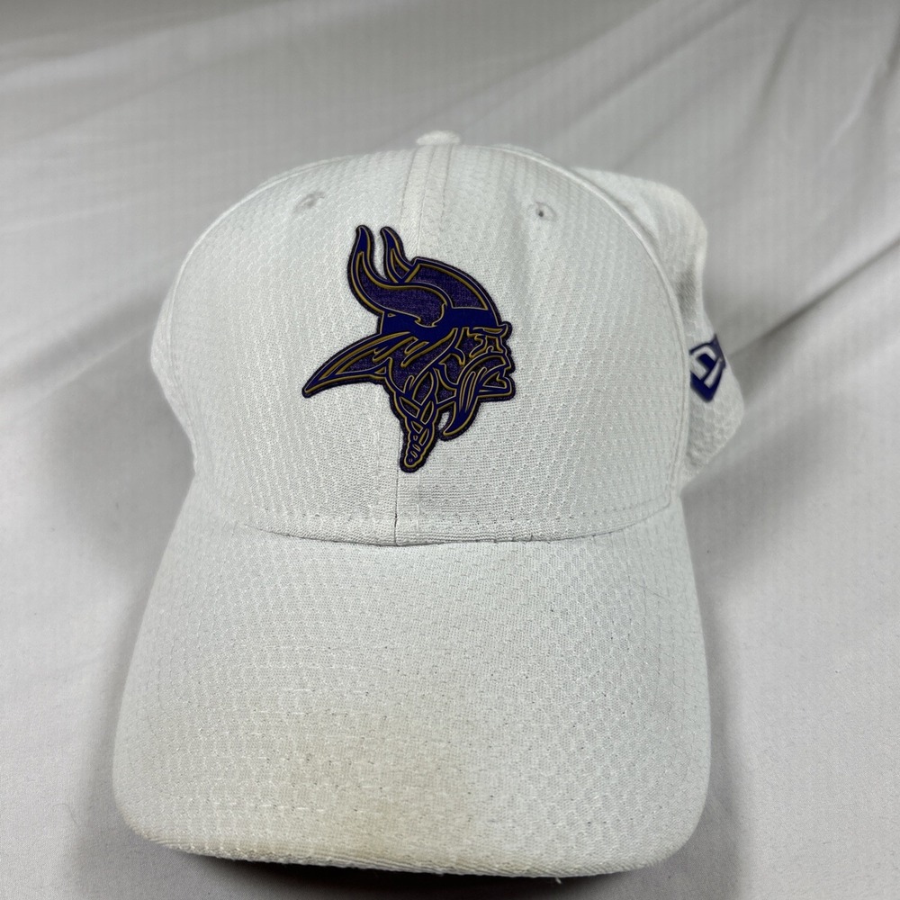 Minnesota Vikings NFL New Era 39THIRTY M/L Fitted White Purple